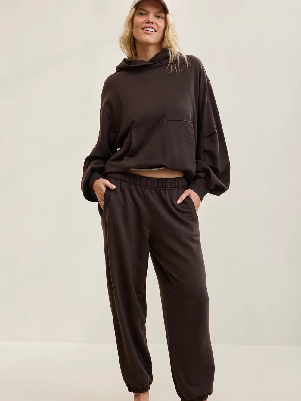 Aerie jet set  Jogger Pants in Dark Brown